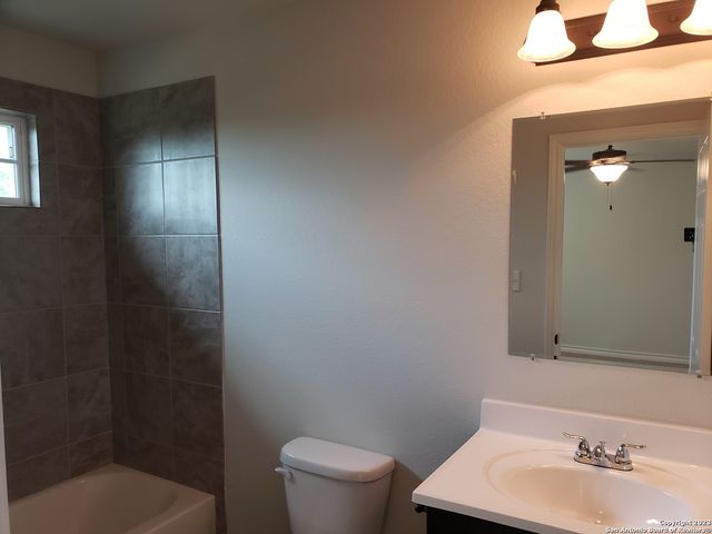 7310 Colina Way Unit 103, Converse, TX 78109