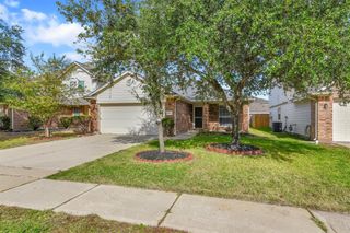 4034 Falvel Shadow Creek Drive W, Spring, TX 77388