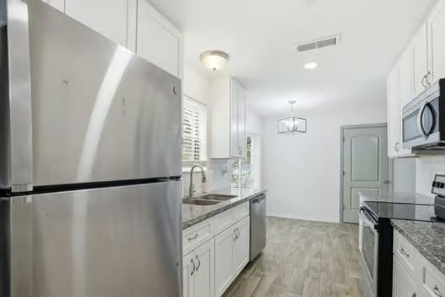 703 Reseda Drive, Houston, TX 77062