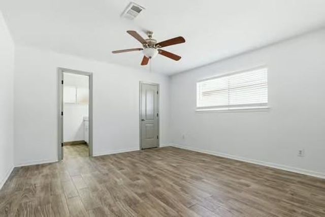 703 Reseda Drive, Houston, TX 77062