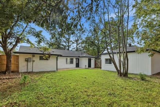 703 Reseda Drive, Houston, TX 77062