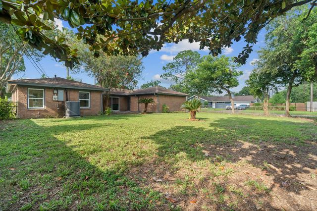 4738 Briarbend Drive, Houston, TX 77035