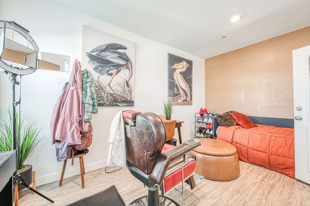 920 Ponderosa Way W, Madera, CA 93636