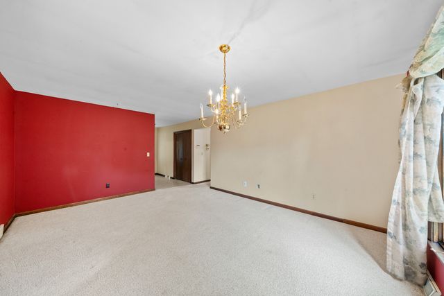 2445 Coach And Surrey Lane, Aurora, IL 60506