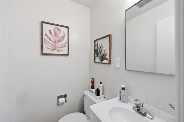 606 E 36th Ave, Spokane, WA 99203