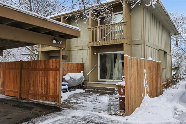 606 E 36th Ave, Spokane, WA 99203