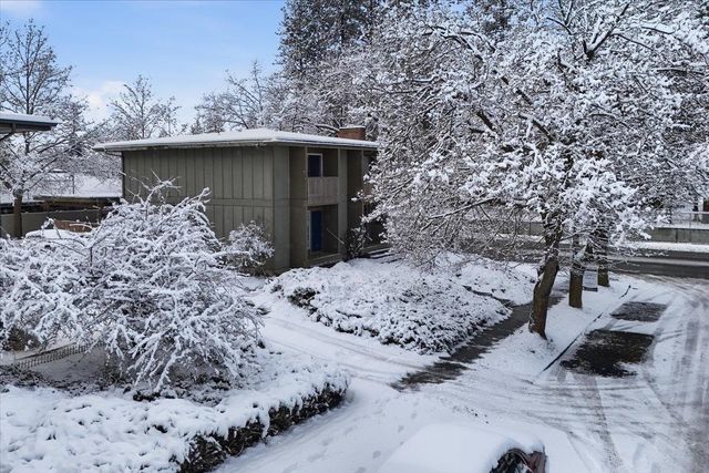 606 E 36th Ave, Spokane, WA 99203