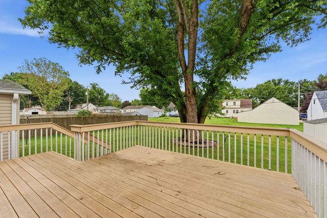 4620 50th Avenue, Moline, IL 61265