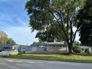 4620 50th Avenue, Moline, IL 61265