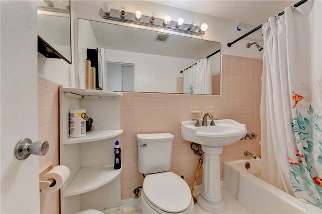 215 Piedmont Avenue NE 1009, Atlanta, GA 30308