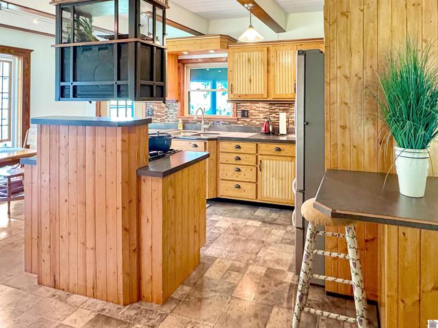 126 Cranfield Lane, New Concord, KY 42076