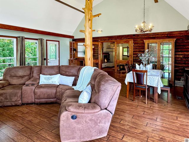 126 Cranfield Lane, New Concord, KY 42076