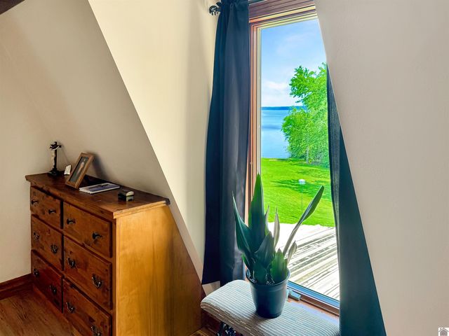 126 Cranfield Lane, New Concord, KY 42076