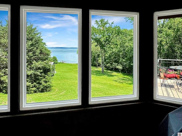 126 Cranfield Lane, New Concord, KY 42076