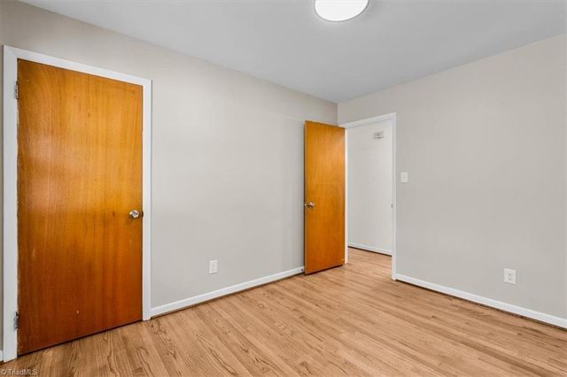 2101 Carpenter Street, Greensboro, NC 27403