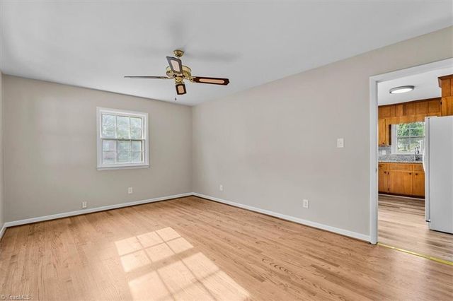 2101 Carpenter Street, Greensboro, NC 27403