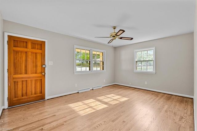 2101 Carpenter Street, Greensboro, NC 27403
