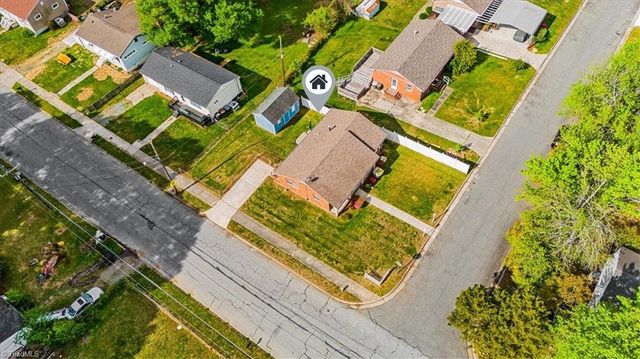 2101 Carpenter Street, Greensboro, NC 27403