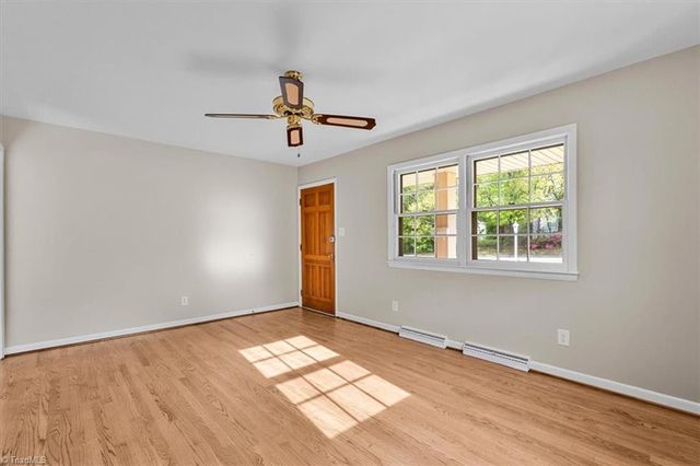 2101 Carpenter Street, Greensboro, NC 27403