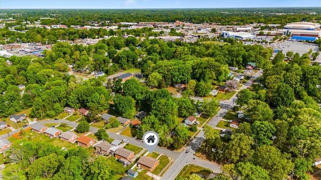 2101 Carpenter Street, Greensboro, NC 27403