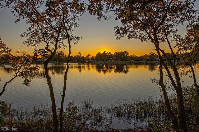2832 Martins Point WAY, Chesapeake, VA 23321