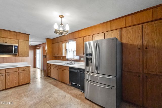 210 Sioux Trail, Greeneville, TN 37743