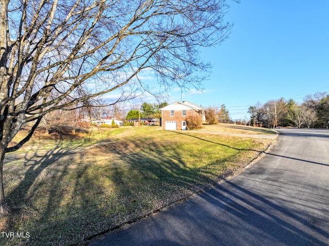 210 Sioux Trail, Greeneville, TN 37743
