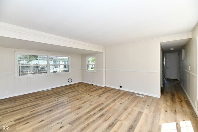 909 Independence Drive E, Elwood, IN 46036
