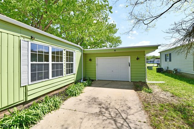 909 Independence Drive E, Elwood, IN 46036