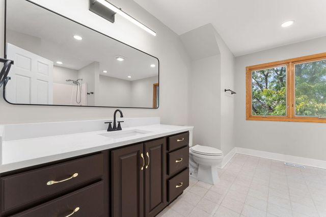 7423 E 106th Avenue, Winfield, IN 46307