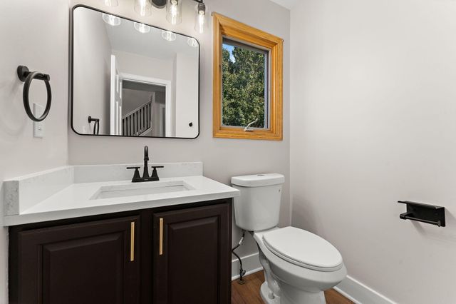 7423 E 106th Avenue, Winfield, IN 46307
