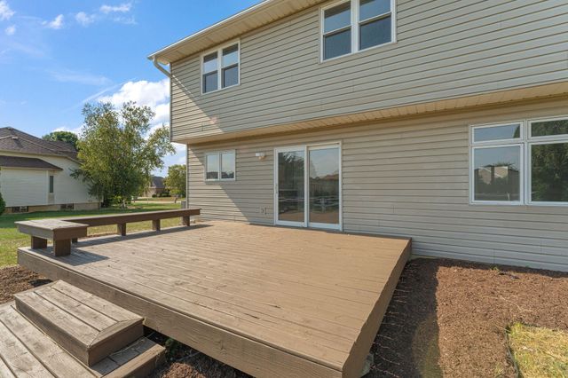 7423 E 106th Avenue, Winfield, IN 46307