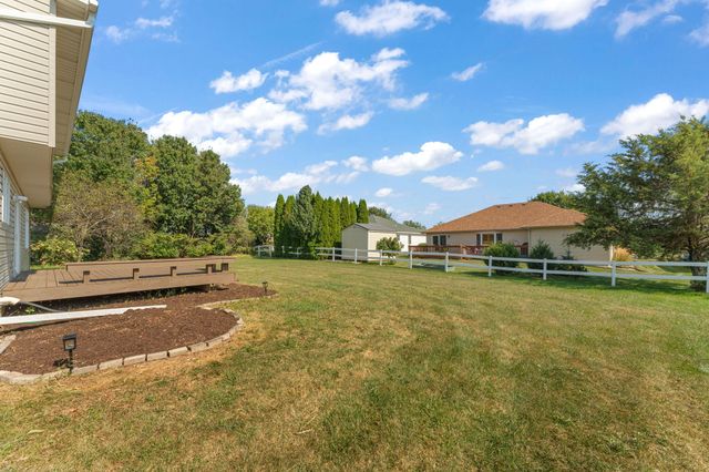 7423 E 106th Avenue, Winfield, IN 46307