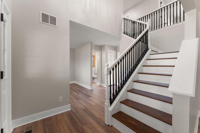 7423 E 106th Avenue, Winfield, IN 46307
