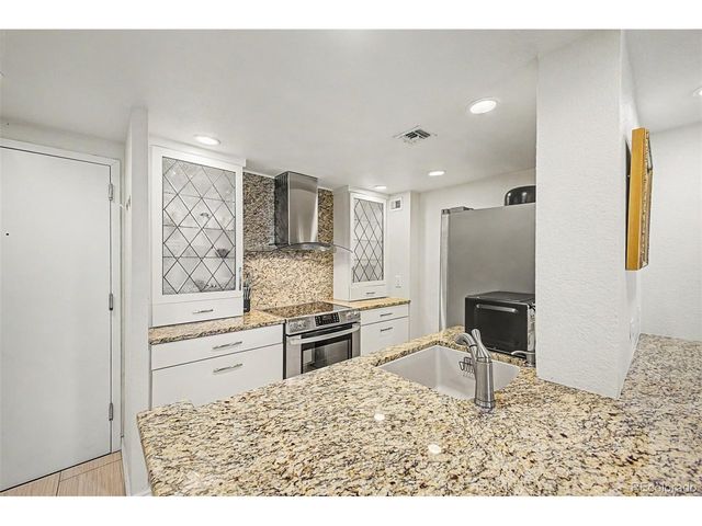 1777 Larimer St 1911, Denver, CO 80202