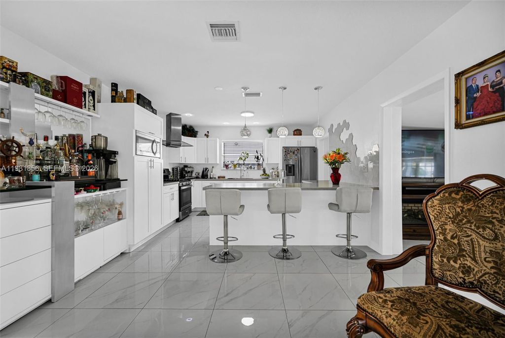 Image 39 of property listing at 756 W 53rd St, Hialeah, FL 33012