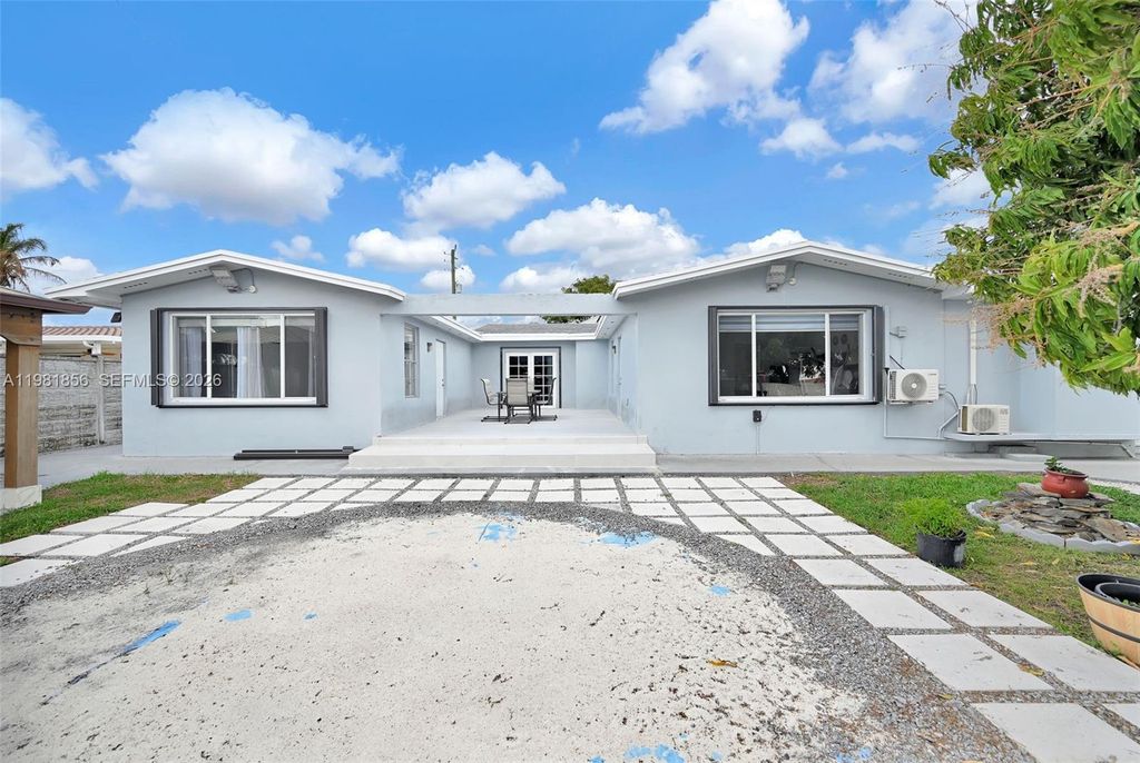 Image 47 of property listing at 756 W 53rd St, Hialeah, FL 33012