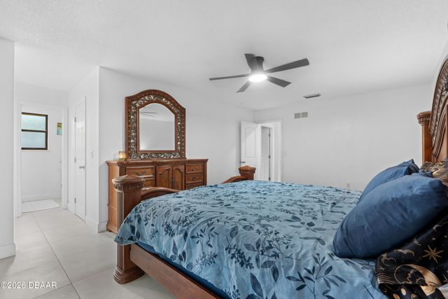 874 Quarters Court, Port Orange, FL 32129