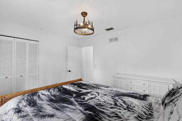 874 Quarters Court, Port Orange, FL 32129