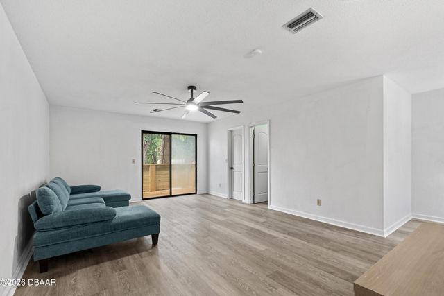 874 Quarters Court, Port Orange, FL 32129