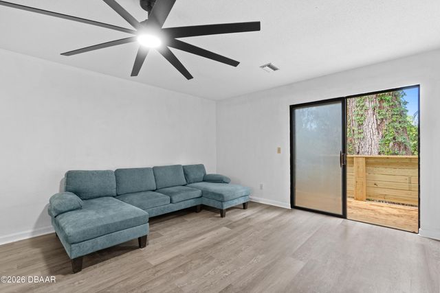 874 Quarters Court, Port Orange, FL 32129