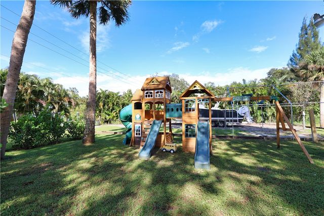 449 Englar Drive, Sebastian, FL 32958