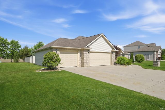 403 Steeplechase Drive, Auburn, IN 46706
