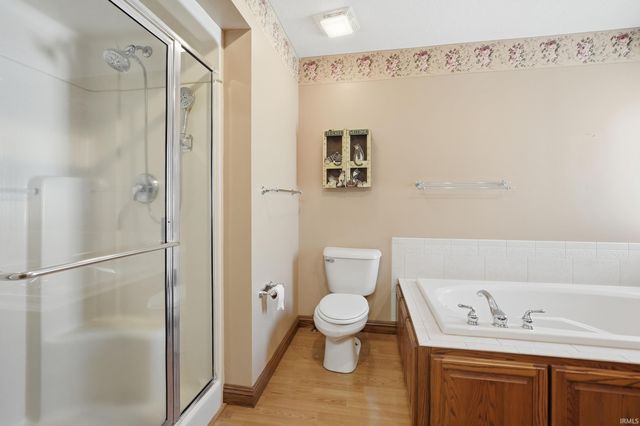 403 Steeplechase Drive, Auburn, IN 46706