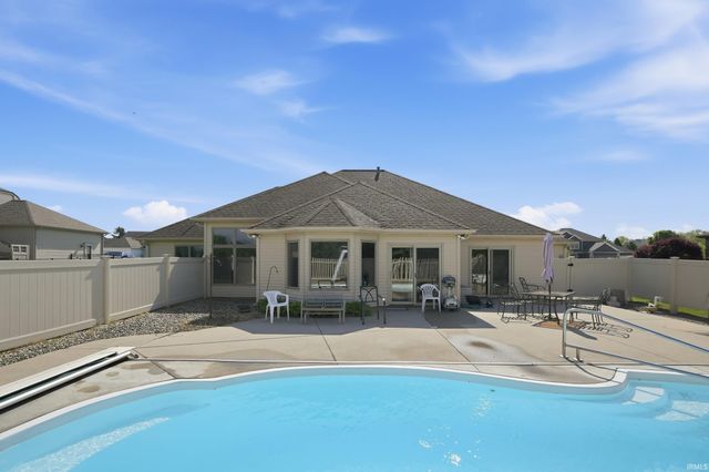 403 Steeplechase Drive, Auburn, IN 46706