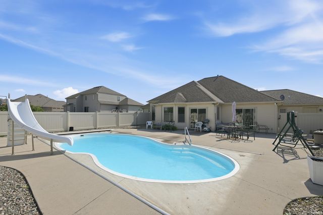 403 Steeplechase Drive, Auburn, IN 46706