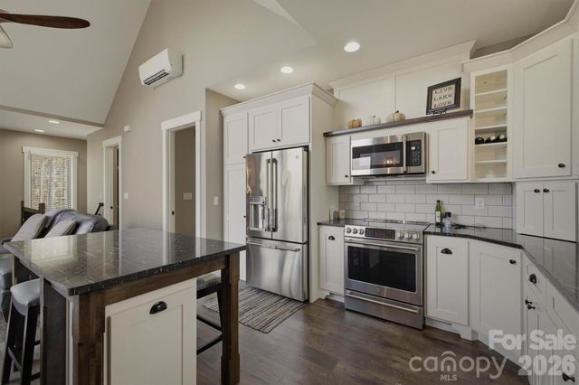 1195 Old Wildlife Club Drive 89, Nebo, NC 28761