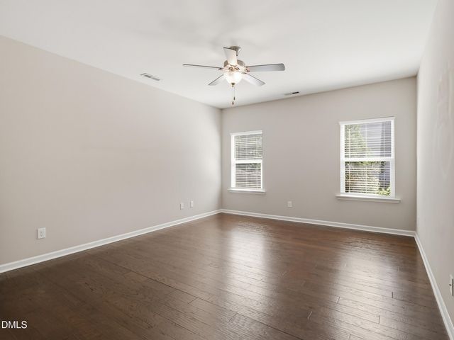 1199 London Meadow Way, Fuquay Varina, NC 27526