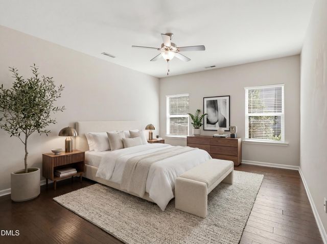 1199 London Meadow Way, Fuquay Varina, NC 27526
