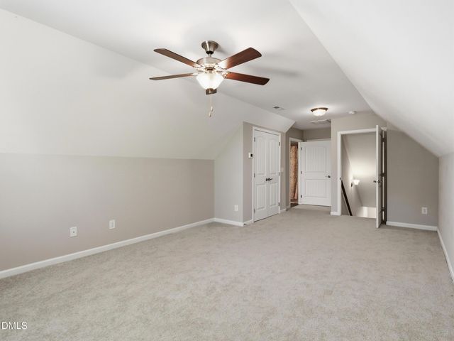1199 London Meadow Way, Fuquay Varina, NC 27526